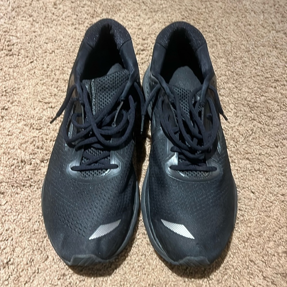 Brooks adrenaline